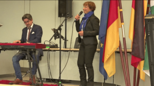 Sängerin und Pianist bei Empfang in Bad Dürkheim